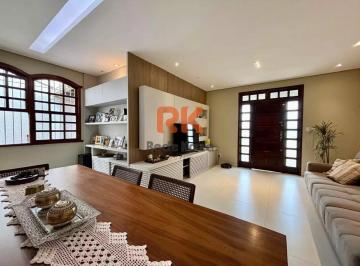 Casa · 190m² · 4 Quartos · Casa para venda em Itapoã de 190.00m² com 4 Quartos e 2 Suites