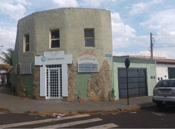 Casa · 250m² · 2 Quartos · 1 Vaga · Sobrado/Clínica Odontológica