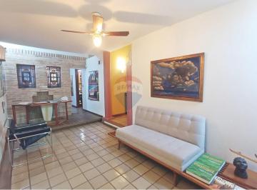 Comercial · 120m² · 2 Vagas · Aluguel de Imóvel Comercial - 120 m² | Charme Histórico e Funcionalidade