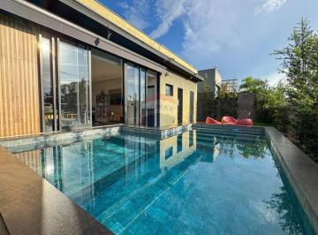Casa · 230m² · 3 Quartos · 4 Vagas · Casa a venda condominio Terras de Siena