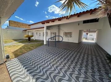 154272_07a89fed-b254-4a21-ae10-27b524958877_2x.JPEG · Rua 10 Chácara 159 - Aluga-se Casa com 03 quartos e Excelente área de lazer na Vicente Pires/DF
