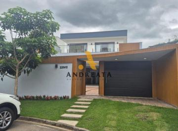 Casa · 400m² · 4 Quartos · 3 Vagas · Venda de Casa em Condomínio com 4 quarto(s), 4 suíte(s), 400 m², por R$ 2.1 milhões, no condomínio R