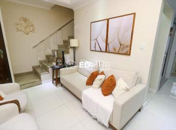 Casa · 117m² · 3 Quartos · Casa à venda - na Vila Metalúrgica