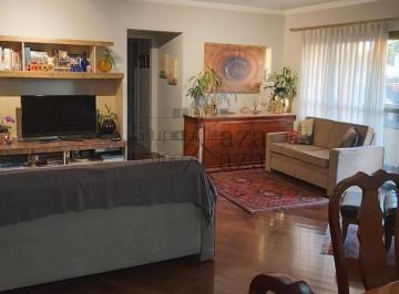 Apartamento · 160m² · 4 Quartos · 2 Vagas · Apartamento/Padrão - Residencial - No bairro Centro - Por do Sol - 4 Dormitórios - 183m²