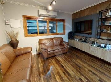 Casa · 183m² · 3 Quartos · 2 Vagas · Excelente sobrado 3 quartos (suítes) 2 vagas e terraço goumet - Parada Inglesa