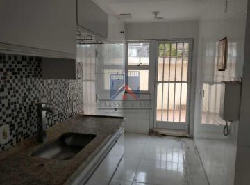 Casa · 140m² · 4 Quartos · 2 Vagas · CASA 04 QUARTOS PECHINCHA