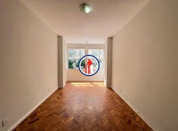 Apartamento · 72m² · 2 Quartos · vista lateral aterro e pão de açúcar/frente / portaria 24 horas/2 quartos/sol ma