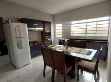 Casa · 93m² · 2 Quartos · 2 Vagas · Casa em Parque Almerinda Pereira Chaves, Jundiaí/SP de 93m² 2 quartos à venda por R$ 485.000,00
