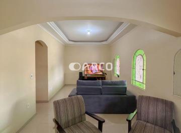 4rftjw2ywnmn2qyzwixzdc0_md · Casa à Venda com 3 Dormitórios, Suíte e Terreno de 300m² no Jardim América