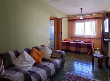 Apartamento · 33m² · 1 Quarto · 1 Vaga · Ótimo Negócio - Kitão 33 m2 c/ vaga e elevador, 300 mts da praia - 265 mil
