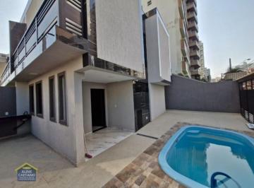Casa · 111m² · 3 Quartos · 2 Vagas · Tupi -Sobrado 3 dorms, 2 vagas c/ piscina - 950 mil