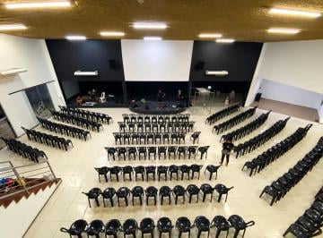 Comercial · 1200m² · 4 Quartos · 10 Vagas · Ponto Comercial à venda ou aluguel na Farol