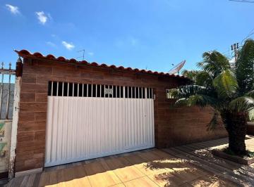 Casa de 3 quartos, Valparaíso de Goiás · Casa 3 quartos 3 suítes em Valparaíso morada nobre