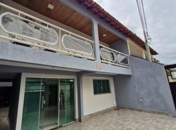 Casa de 4 quartos, Samambaia · Alugo sobrado 3 pavimentos na QR 406 em Samambaia Norte