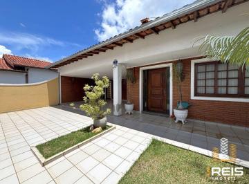 Casa de 4 quartos, Socorro · AMPLA CASA NO CENTRO COM 4 DORMITÓRIOS EM SOCORRO/SP