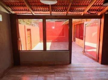 Photo 1 · Casa com 2 Quartos para alugar, 190m² - No Bairro Hipica