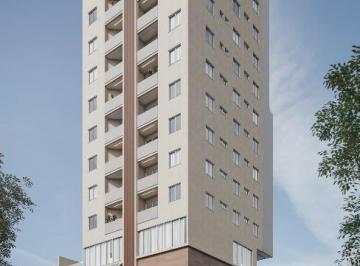 Torre do Toulon Residence vista de baixo · Toulon Residence: cobertura duplex de 223 m² com 4 suítes no Centro de BC