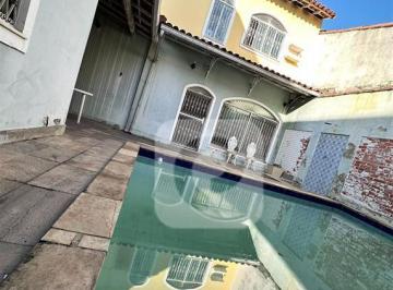 Casa · 200m² · 3 Quartos · 2 Vagas · CASA ESPAÇOSA - CAMPO GRANDE