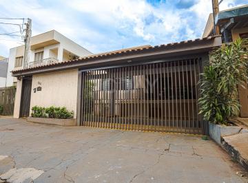 Casa · 186m² · 3 Quartos · 2 Vagas · Casa para venda em Jardim Irajá de 186.00m² com 3 Quartos, 1 Suite e 2 Garagens