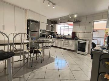 Casa · 193m² · 3 Quartos · 2 Vagas · Casa para venda em Vila Municipal de 193.00m² com 3 Quartos e 2 Garagens