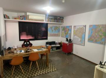 Comercial · 40m² · 1 Vaga · Sala Comercial Mobiliada no Rio Vermelho: 1 Vaga, 1 Banheiro e 40m² de Área - Aluguel R$2.160,00