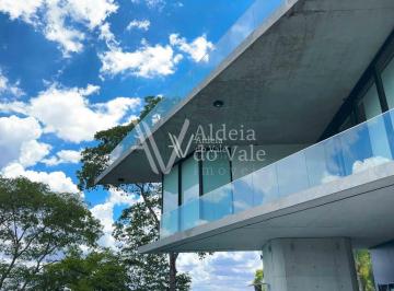 Casa · 930m² · 5 Quartos · 4 Vagas · Casa de Condomínio em Residencial Aldeia do Vale - Goiânia