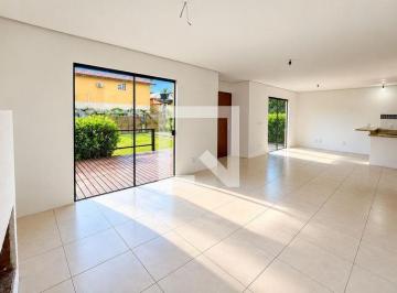 Casa · 130m² · 2 Quartos · 2 Vagas · Casa para Aluguel - Rio Tavares, 2 Quartos, 130 m2 - Florianópolis