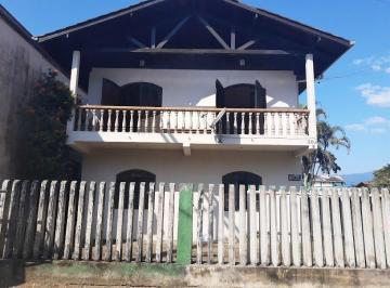 Casa · 200m² · 5 Quartos · SOBRADO ESPAÇOSO COM 5 QUARTOS À VENDA – VILA SANT