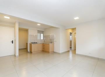Sala · Apartamento reformado no Água Verde