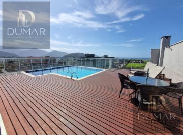 1 · Lindo apto 3 domrs centro de Ubatuba com piscina no rooftop