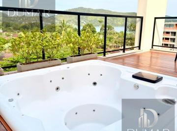 1 · Cobertura espetacular com vista mar e jacuzzi na praia da enseada