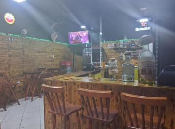 Comercial , Abrantes · Passo ponto comercial funcionado como boteco do papagaio uma oportunidade 65.000