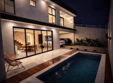 Casa de 4 quartos, Uberlândia · Casa com 320 mts², 4 quartos, piscina e churrasqueira em Uberlândia MG