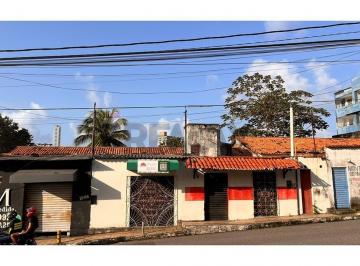 Comercial · 532m² · 4 Quartos · 1 Vaga · Casa de Esquina com 532 m² em Ponta Negra, Renda Ativa e Potencial para Flats