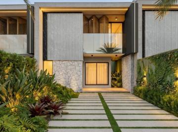 Casa · 144m² · 4 Quartos · 2 Vagas · Floratta Eusébio | Duplex de 144 m² com 4 suítes e 2 vagas