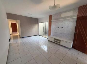 phototune1ai1792765157.jpg · Casa para Venda em Uberlândia/MG - 3 Dorm. 250 m2 Área Útil