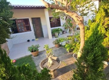 Casa · 54m² · 2 Quartos · Casa à venda - no Centro