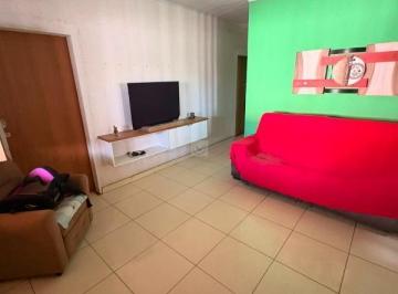 Casa · 175m² · 5 Quartos · 1 Vaga · Casa residencial com 5 quartos sendo 1suíte à venda no Centro de Barra dos Coqueiros