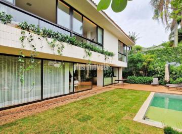 Casa · 457m² · 3 Quartos · 3 Vagas · Jardim Guedala 457,0m² AC, 590,0m² Terreno, 3 Suítes, 3 Vagas de Garagem, Piscina e Churrasqueiera