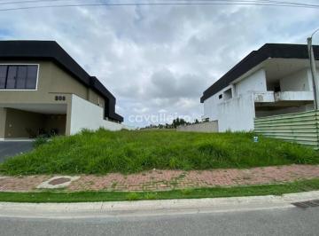 becd989d85b0502f99d3952a826ba295c1a4da5e · Excelente terreno, 100% plano, em condomínio de alto padrão, à venda. 565,90 m² por R$ 340.000 - Cen