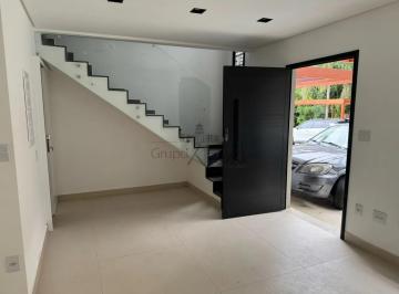 Casa · 146m² · 3 Quartos · 2 Vagas · Casa em Condomínio - Bosque Urbanova - 3 Dormitórios - 146m².