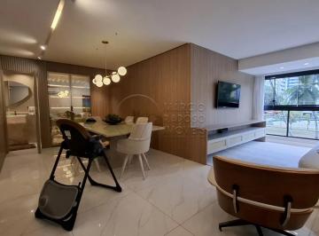 Apartamento · 89m² · 2 Quartos · 2 Vagas · Apartamento com 2 Suítes com Closet e Varanda à venda na Ponta Verde no Edf Everaldo Castro