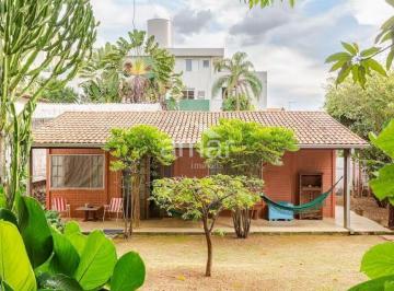 Casa · 75m² · 2 Quartos · Casa à venda com 2 quartos, 1 suíte e até 8 vagas de garagem no bairro Ouro Preto