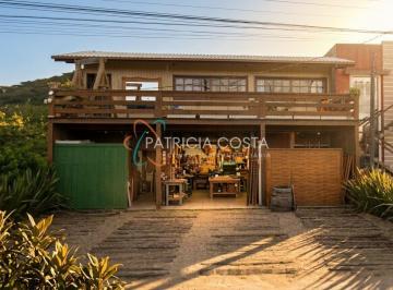 Casa · 740m² · 2 Quartos · 2 Vagas · Imóvel Comercial e Residencial à Venda na SC-434, Garopaba/SC