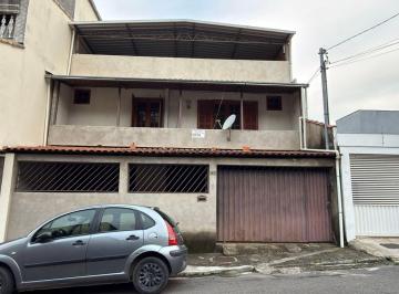Casa · 272m² · 4 Quartos · 1 Vaga · Casa com 4 dormitórios no Jardim de Alá