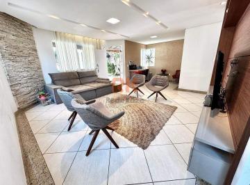 Casa · 360m² · 4 Quartos · 8 Vagas · Casa para venda em Parque XangriLá de 360.00m² com 4 Quartos, 2 Suites e 8 Garagens