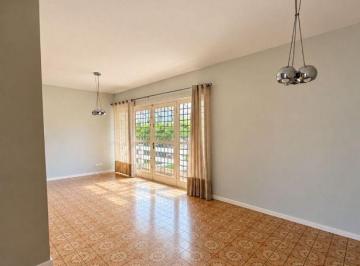 Casa · 222m² · 3 Quartos · 2 Vagas · Casa para venda em Jardim América de 222.00m² com 3 Quartos, 1 Suite e 2 Garagens