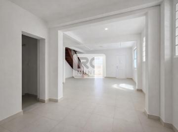 iliig-interior-minimalista-com-escada-de-madeira-1-1768223522.png · Casa comercial  com 4 quartos à venda em Belo Horizonte, no bairro Barro Preto