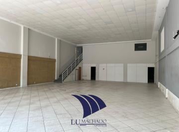 Comercial · 280m² · Sala em Vila Capri, Araruama/RJ de 280m² para locação R$ 15.000,00/mes