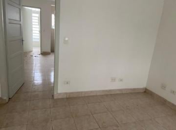 Casa · 80m² · 2 Quartos · Próximo ao metrô Vila Mariana, 2 dormitórios, 2 salas, cozinha ampla, 1 banheiro, sem vaga Próximo a